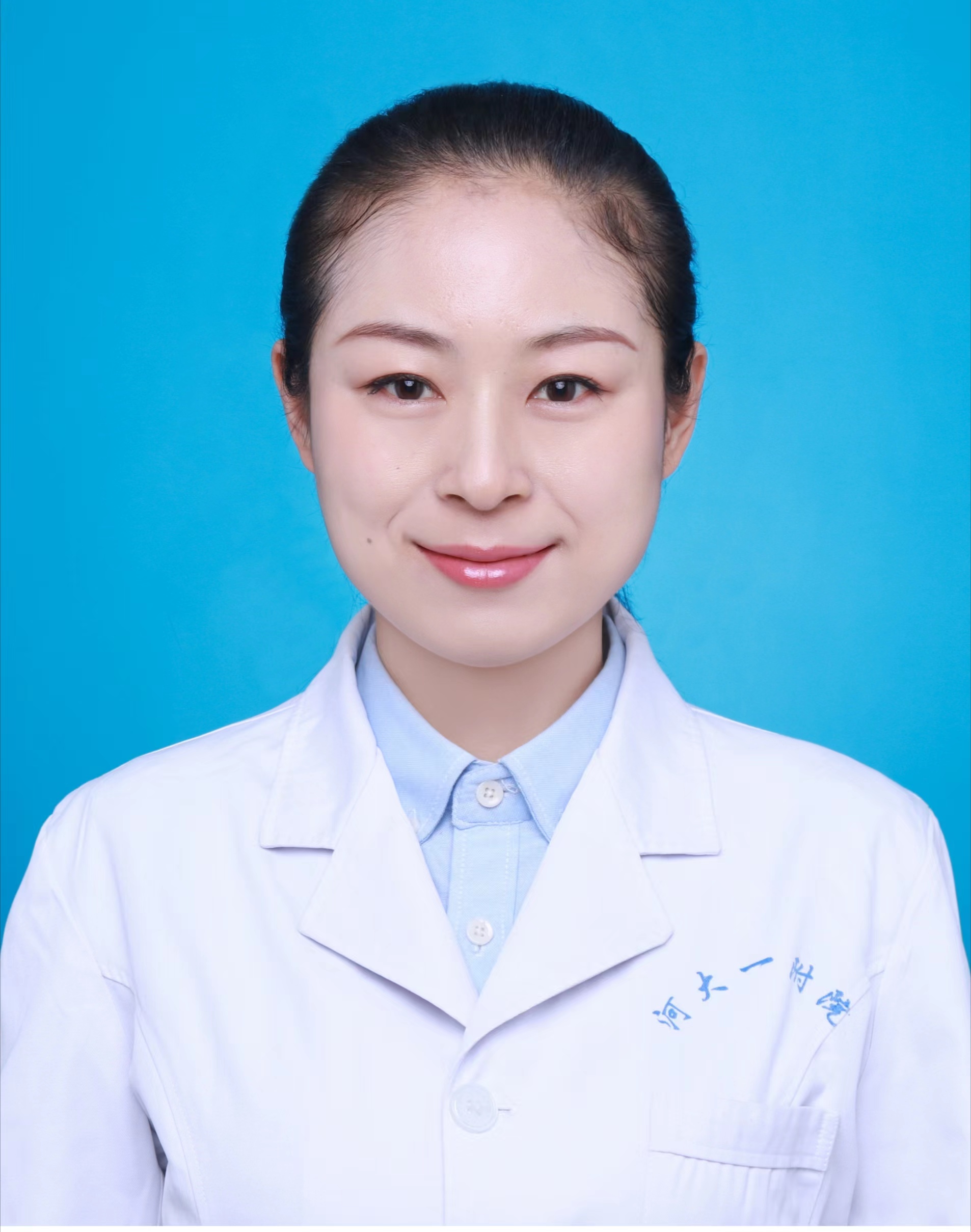 李彬